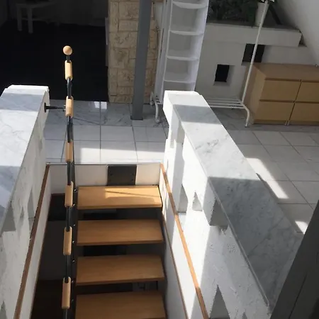Casa *